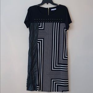 Calvin Klein short sleeve dress size M